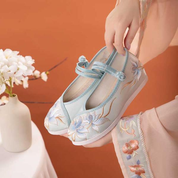 【靴1足】漢服靴 結婚式　グリーン ホワイト 刺繍漢服シューズ チャイナ靴 レディース