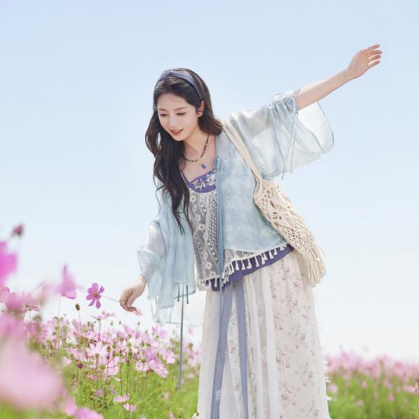 海棠刺繍チャイナ服 レディース服　海棠烟月 清水溪