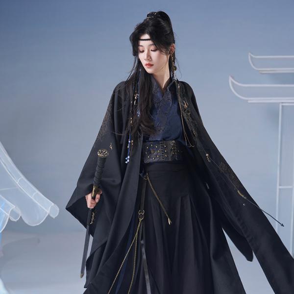男女兼用漢服　刺繍漢服 [千山麒麟-盗墓筆記コラボ]
