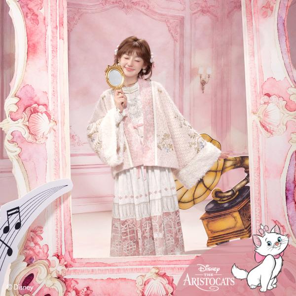 マリー ディズニー漢服　刺繍 The Aristocats風漢服 十三余[迪士尼 玛丽猫-猫咪下午茶]