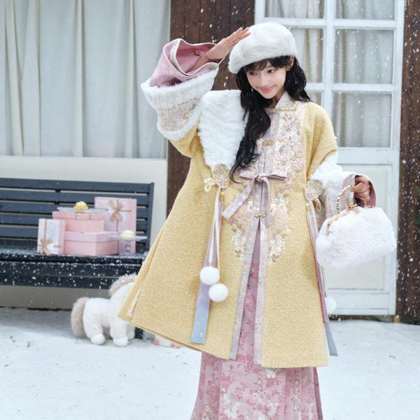 明制レディース漢服 [十三余--粉彩牡丹]