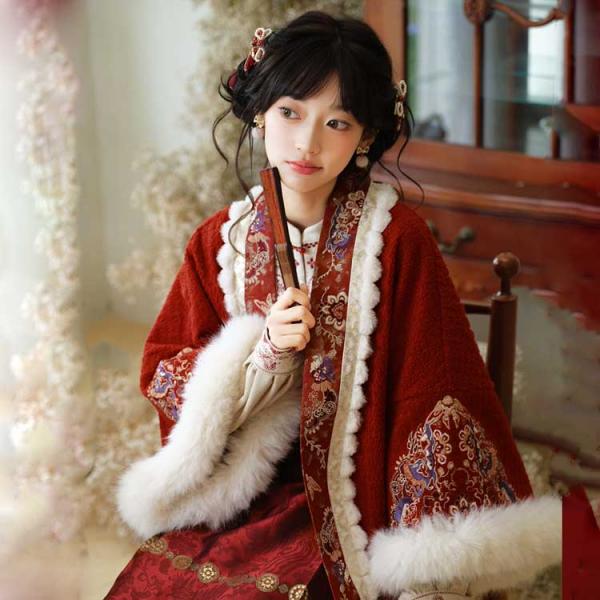 刺繍レディース漢服　[十三余--驰焰]