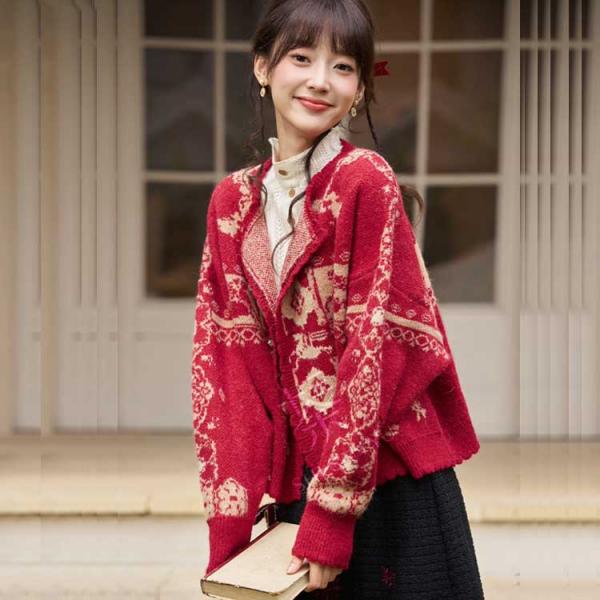 トップス+スカート　十三余[逐喜]