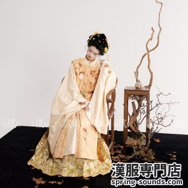 明制刺繍漢服 3点セット 【独照枫月】