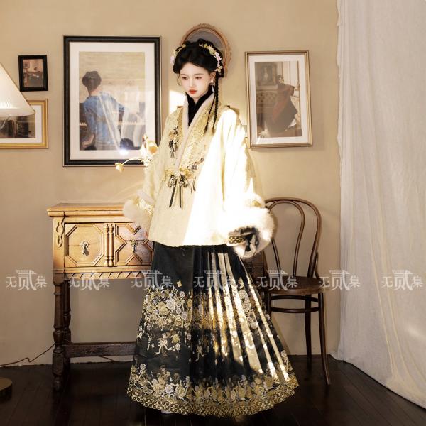 明制刺繍漢服 3点セット 【月光手信】