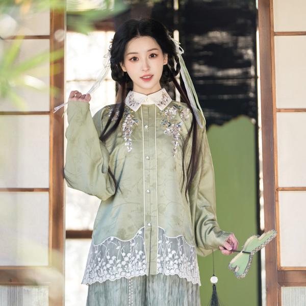 藤の花柄刺繍　レディース漢服　 【立春·蔓蔓烟萝】