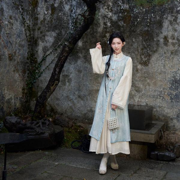 花鳥刺繍 レディース漢服　十三余[闲窗]