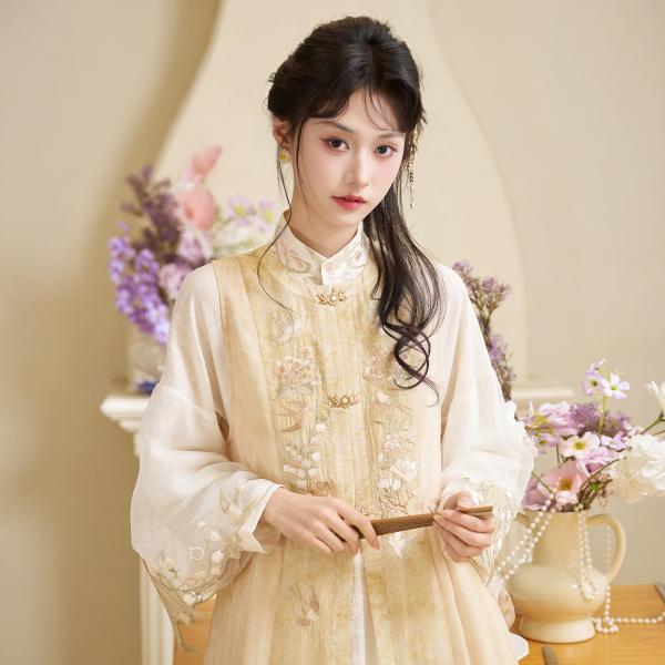 刺繍 レディース漢服　十三余[月归]