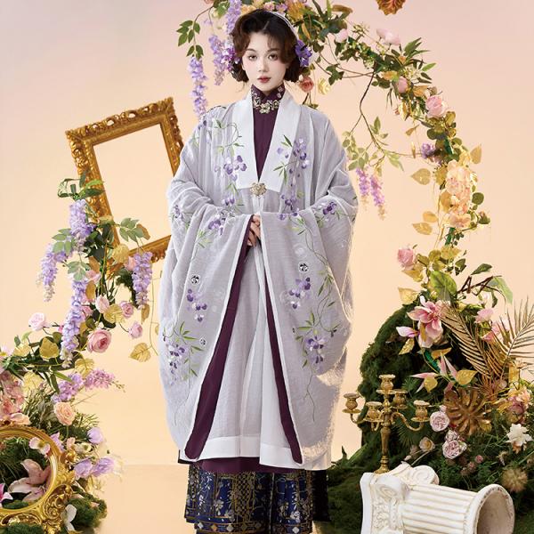 パンダ刺繍 藤花柄刺繍入り伝統漢服 春（春の装い） 花朝记｜花间灵玑熊猫