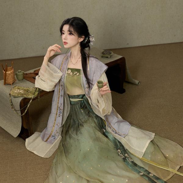 4点セット 刺繍宋制漢服 十三余×中国丝绸博物館コラボ