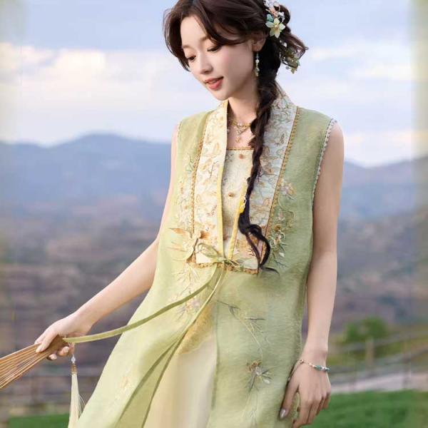 花柄明制漢服　十三余[无心画]