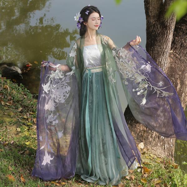 豪華刺繍 3点セット レディース漢服 玉术【幽谷百合】