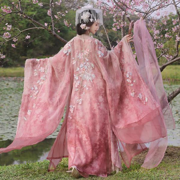 4点セット 花柄刺繍漢服 玉术【揽月裁樱】