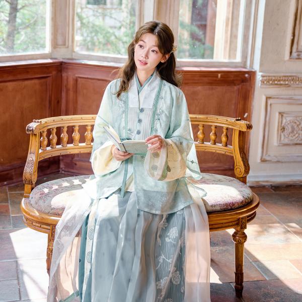 刺繍漢服　十三余[凌仙]