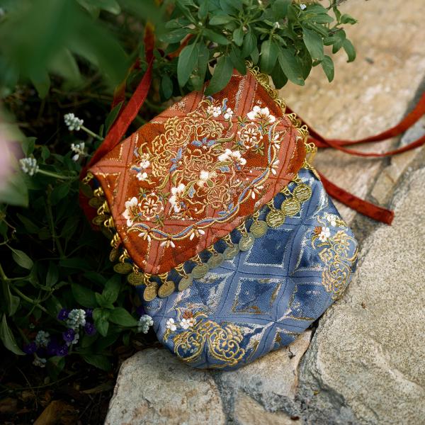 刺繍バッグ　十三余[锦砂]